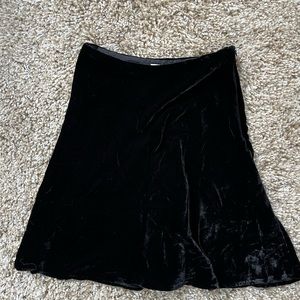 Ann Taylor black velvet skirt